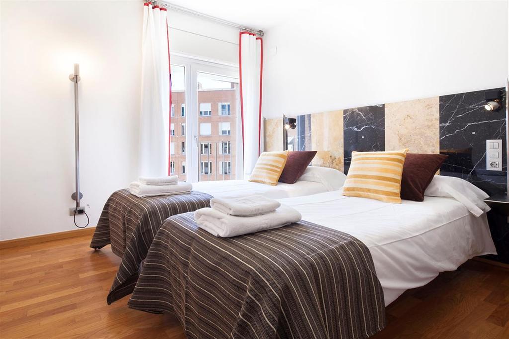 Stay U-Nique Apartments Salvador Espriu Barcelona Zimmer foto