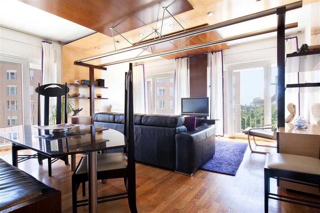Stay U-Nique Apartments Salvador Espriu Barcelona Zimmer foto